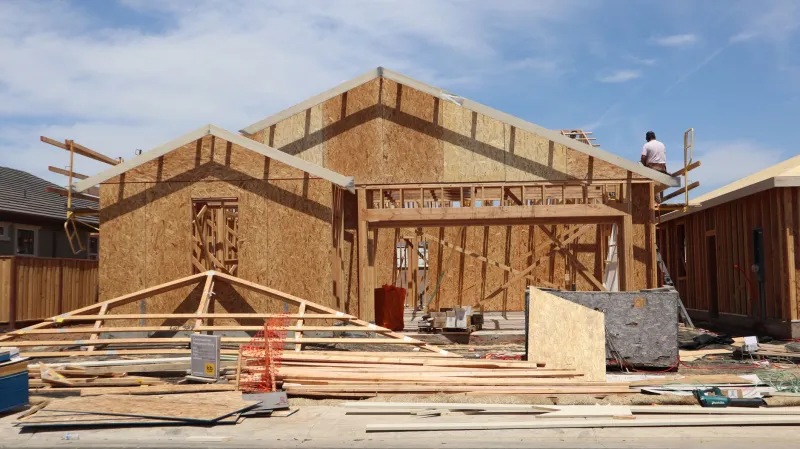 Built by Hand, Built to Last: The Tool Wisdom Immigrant Contractors Bring to American Jobsites